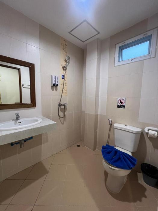 sk residence and restaurant patong
