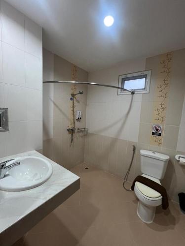 sk residence and restaurant patong