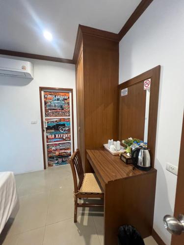 sk residence and restaurant patong
