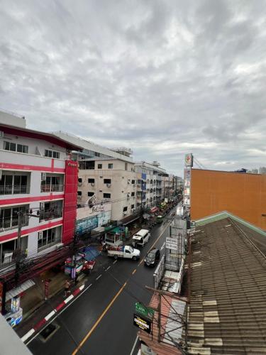 sk residence and restaurant patong