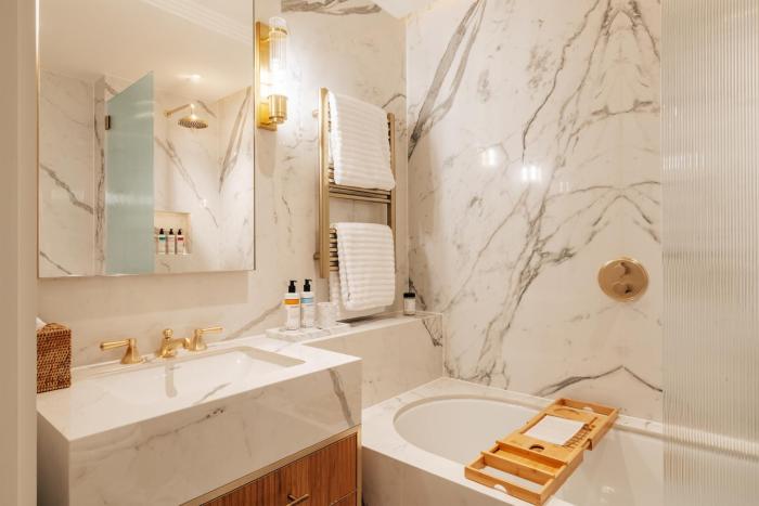claridge house by slo