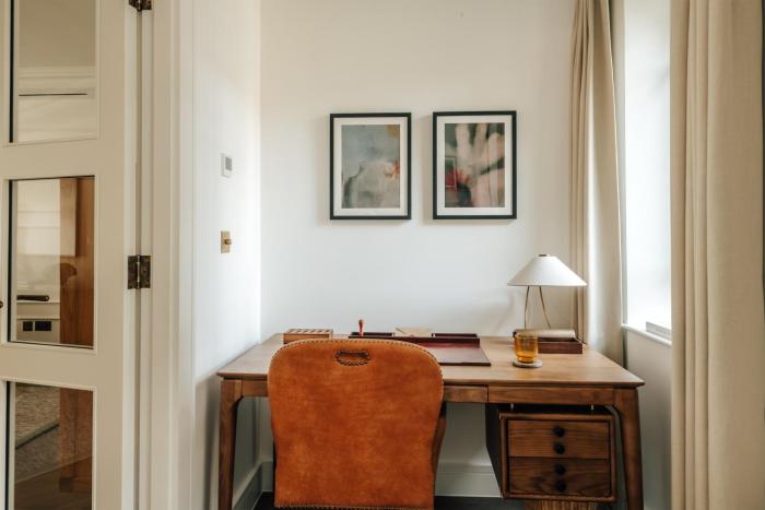 claridge house by slo