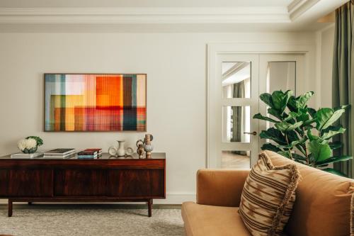 claridge house by slo