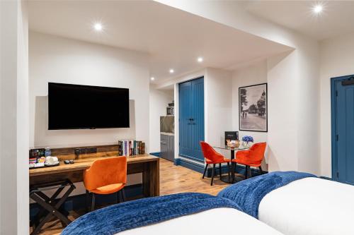 the old lyric hall st david aparthotel