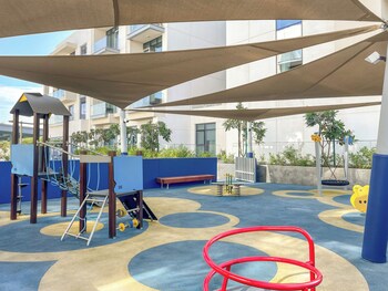 silkhaus canal front residence