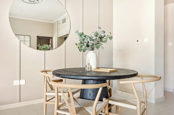 Silkhaus Ajwan C Tower,,0 star