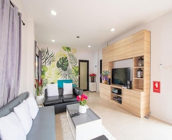 hunter hide pool villa