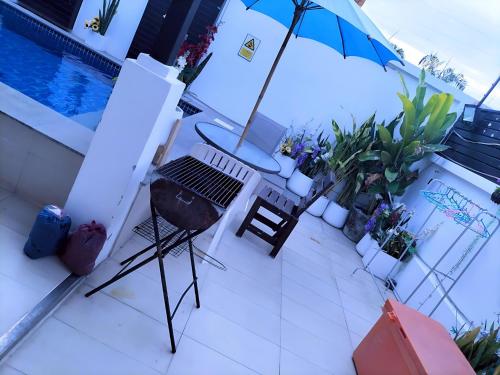 hunter hide pool villa