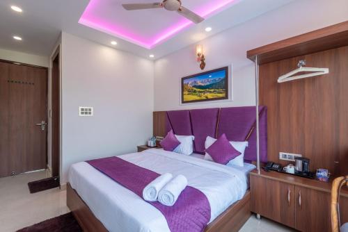 Hotel Purple Dot Haridwar,,4 star