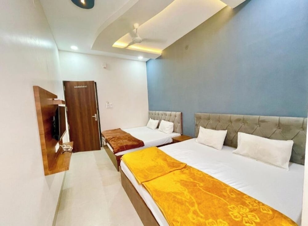 hotel tirupati ujjain