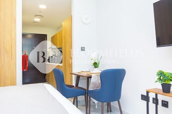 Bloomfields Royal Stu Al Maryah Island,,0 star