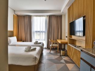 38 on boulders hotel