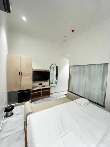 Hotel The Octave,,3 star