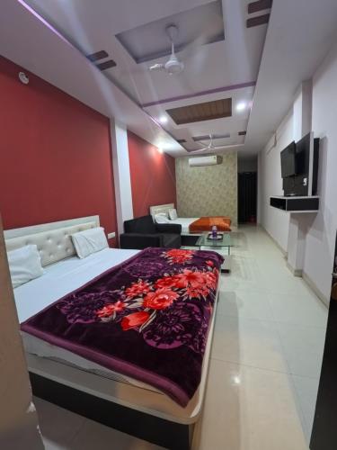 hotel aapno shyam and restaurant