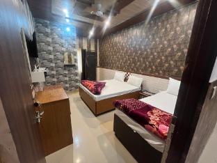 hotel aapno shyam and restaurant