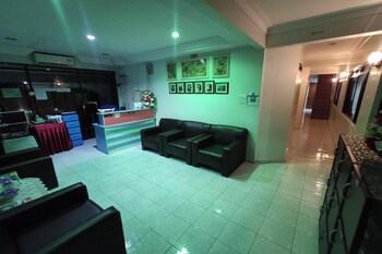 Darul Salam Inn,,3 star