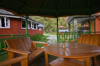 the wild planet treehouses and cottages