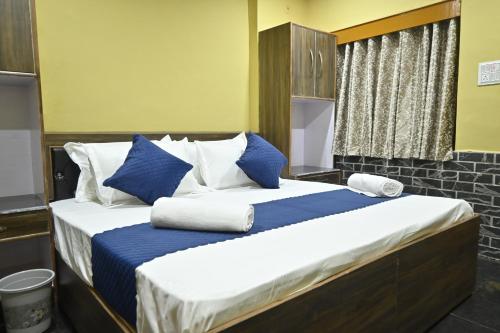 the wild planet treehouses and cottages