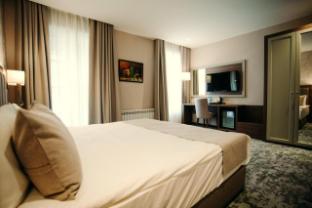 hill chalet hotel and resort