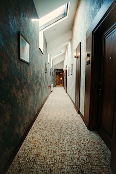 hill chalet hotel and resort