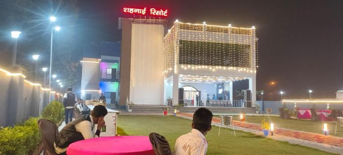 shehnai resort hotel andrestaurant