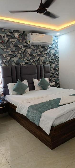 shehnai resort hotel andrestaurant