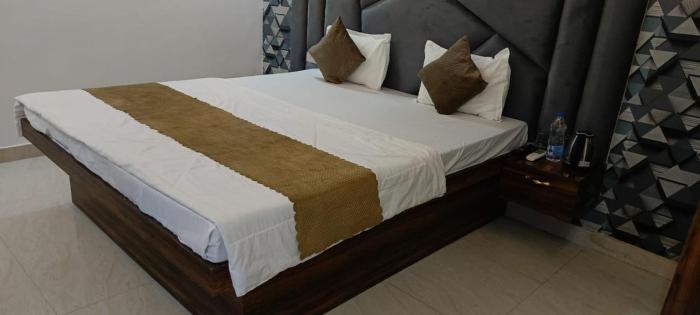 shehnai resort hotel andrestaurant