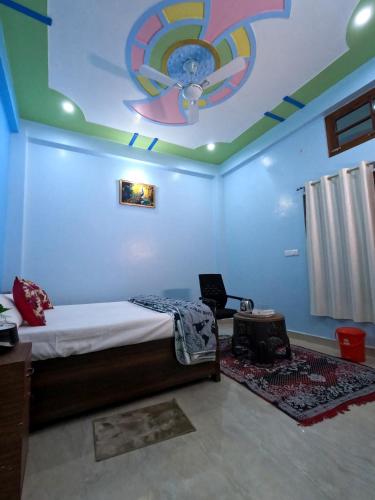 Hare Rama Palace,,3 star