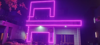 aqua golf villa vedic village