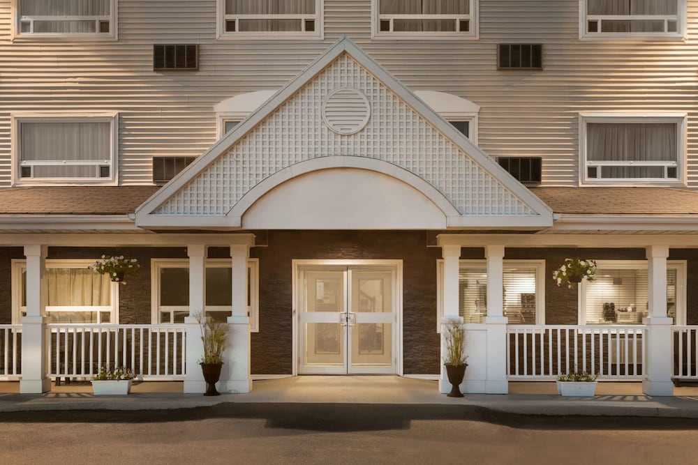 Travelodge Suites By Wyndham New Glasgow,New Glasgow>>Halifax,2 star