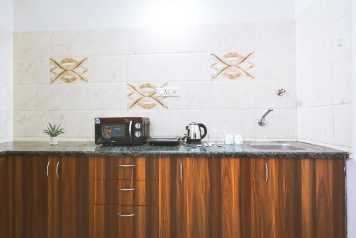 housr garrett hebbal near manyata tech park