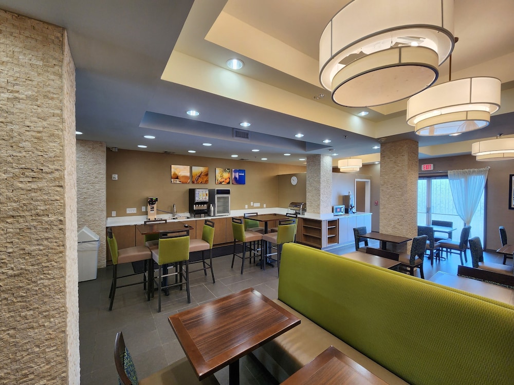 comfort suites new orleans east