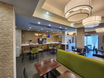 comfort suites new orleans east