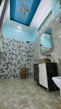 gobravo 48 2bhk farm with pool noida