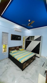 gobravo 48 2bhk farm with pool noida