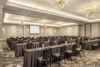 hampton inn and suites new orleans convention center