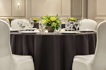 hampton inn and suites new orleans convention center