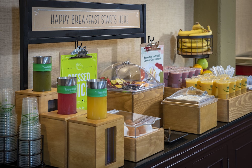 hampton inn and suites new orleans convention center