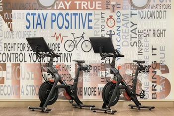 hampton inn and suites new orleans convention center