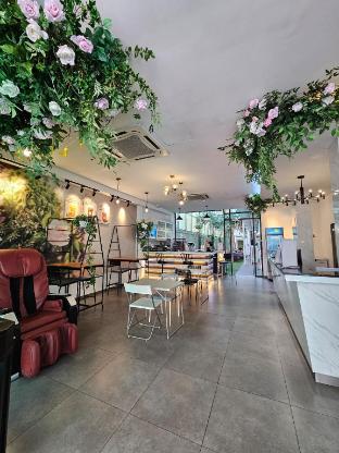 v garden hotel by minsu