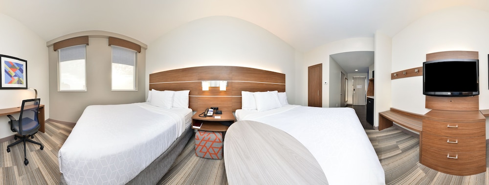 holiday inn express new orleans arts district by ihg