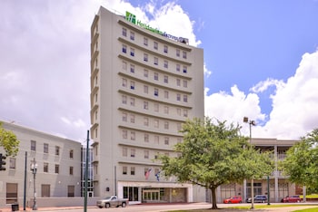 holiday inn express new orleans arts district by ihg