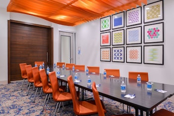 holiday inn express new orleans arts district by ihg