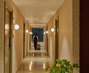 minimalist the varanasi edit