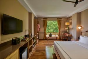 minimalist the varanasi edit