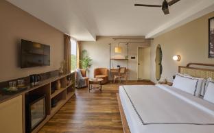 minimalist the varanasi edit