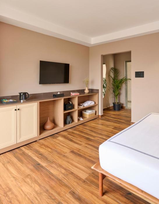 minimalist the varanasi edit