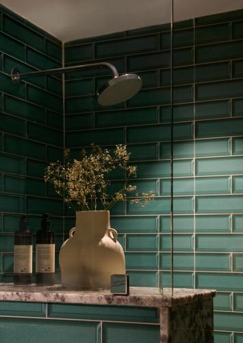 minimalist the varanasi edit