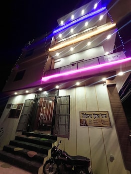hotel govind priya dham near prem mandir