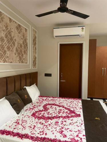 Shehnai Resorts,,3 star